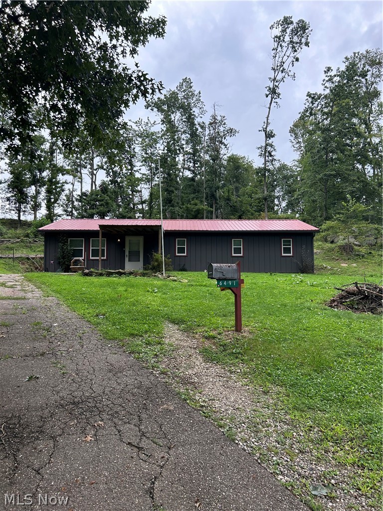 6491 Mathers Road Property Photo 1