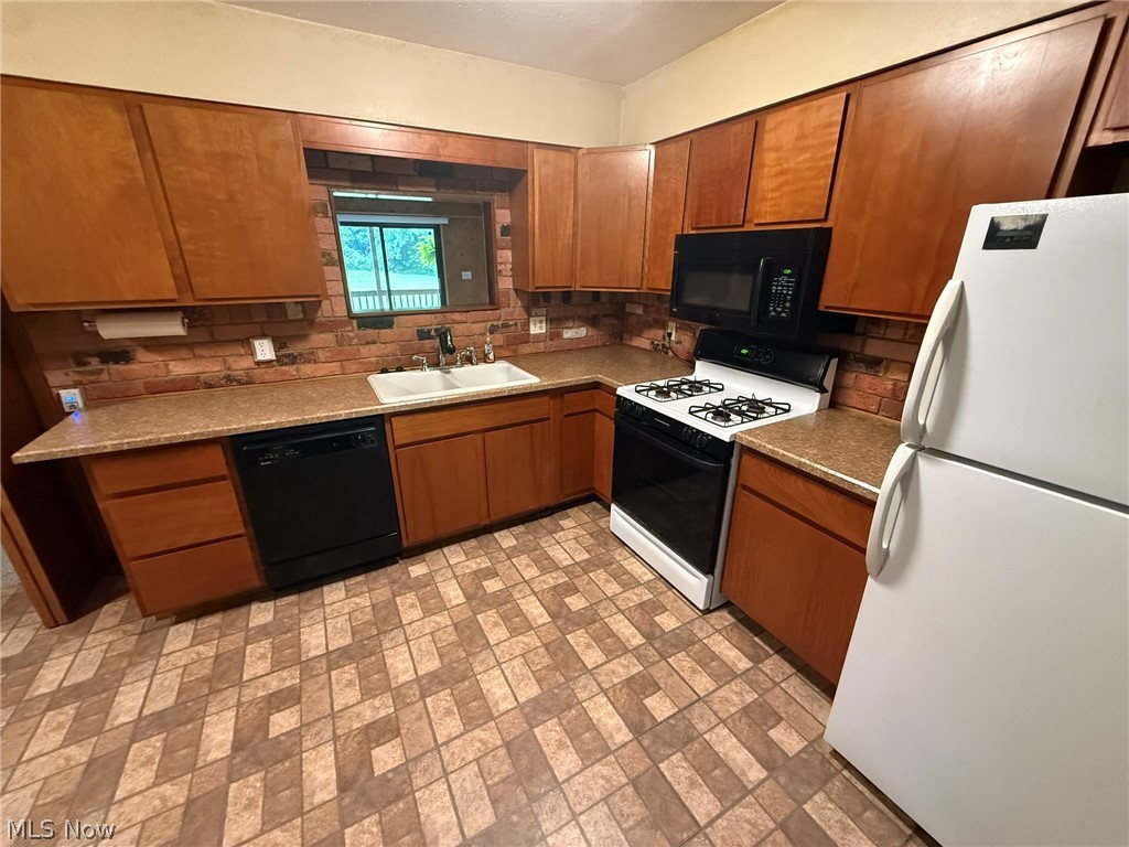 980 Killinger Road Property Photo 3
