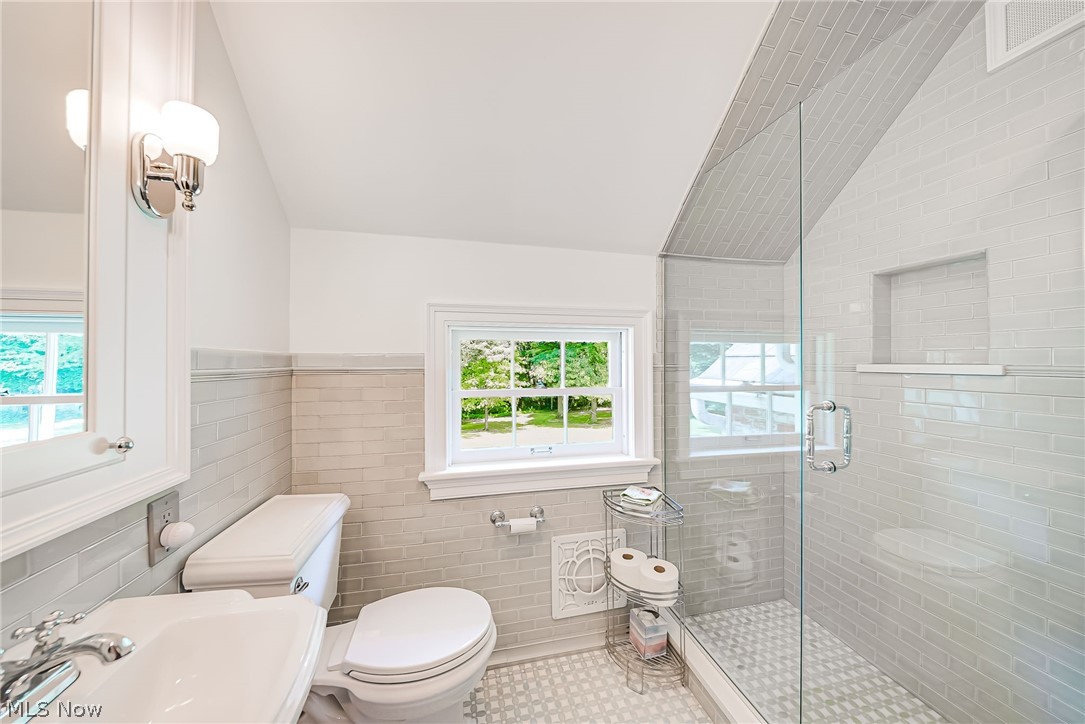 1322 Springhill Lane Ne Property Photo 45