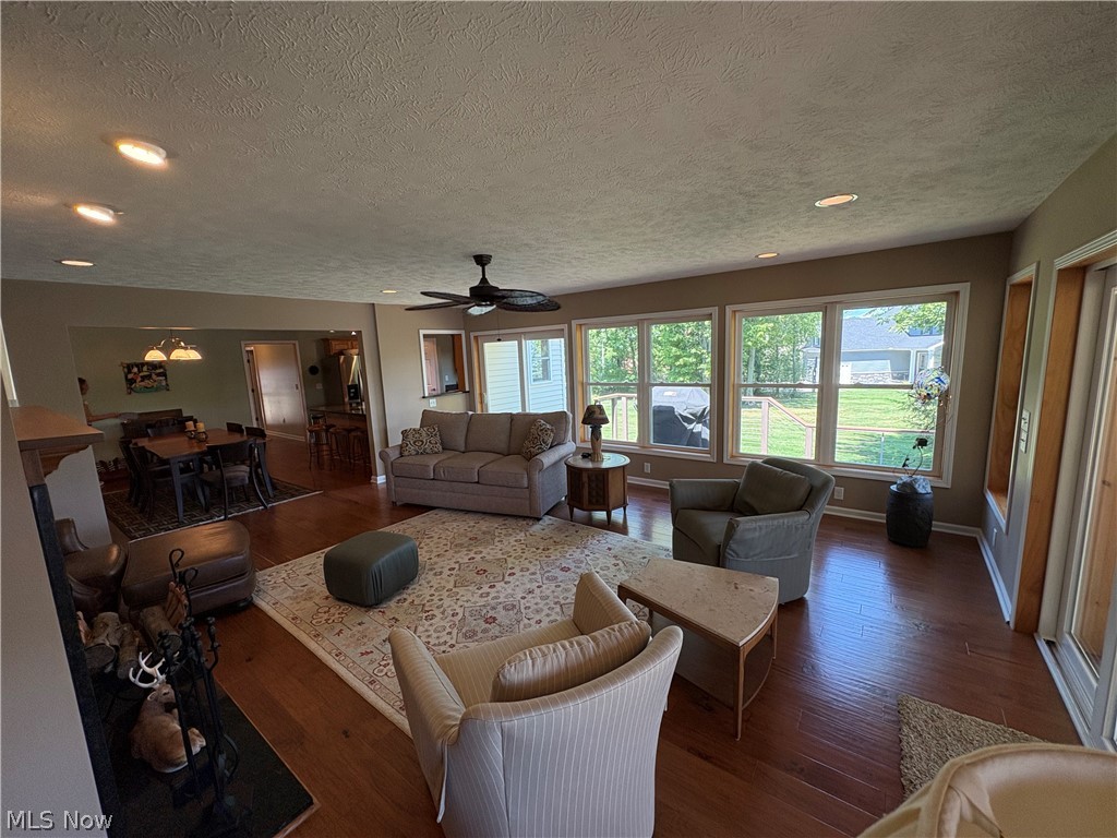 1047 Lode Star Drive Property Photo 28
