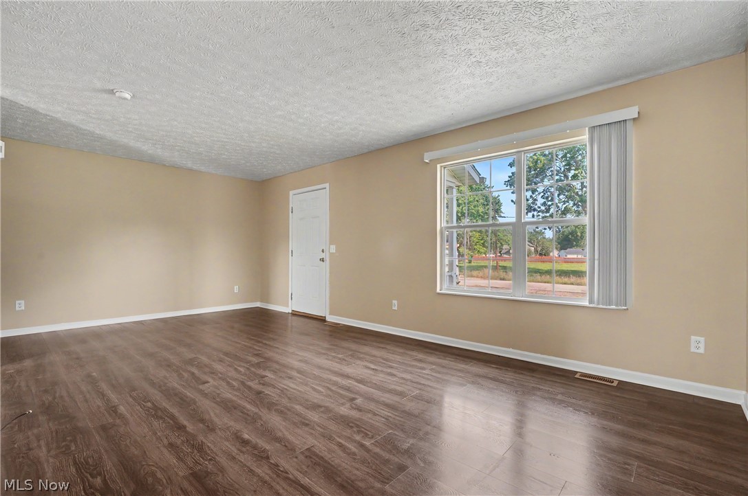 9598 Greenmeadow Road Property Photo 5