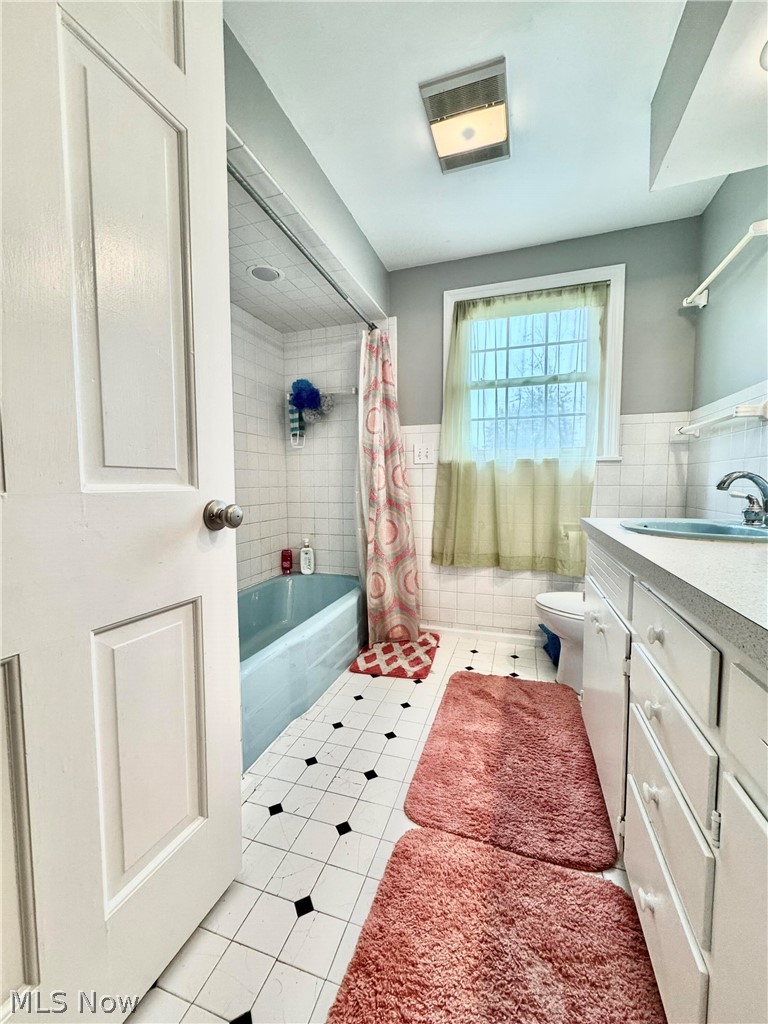 1560 Fairway Drive Property Photo 17