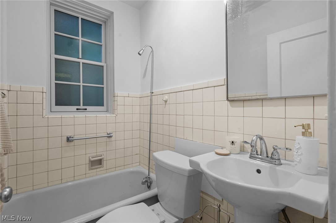 13605 Shaker Boulevard 2b Property Photo 21