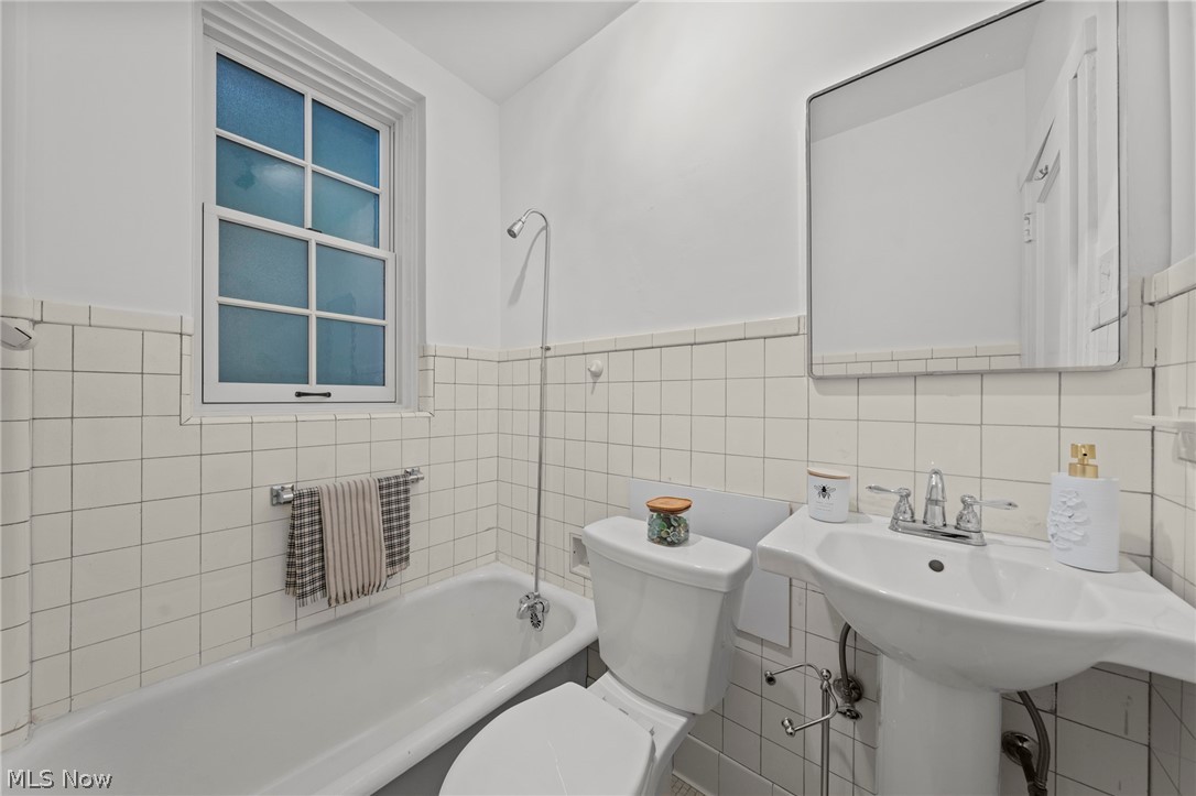 13605 Shaker Boulevard 2b Property Photo 22