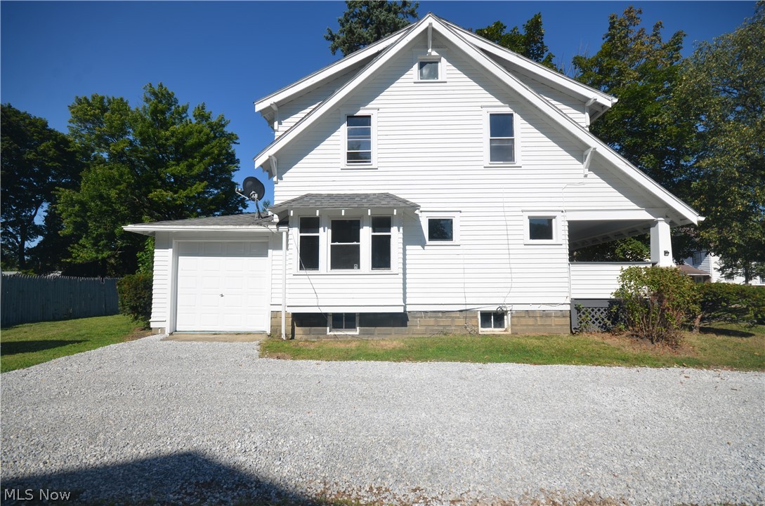 928 Delia Avenue Property Photo 3