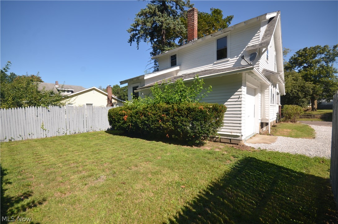 928 Delia Avenue Property Photo 5