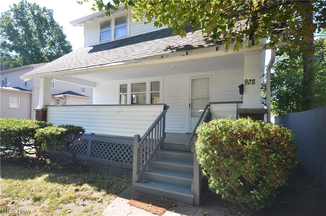 928 Delia Avenue Property Photo 6