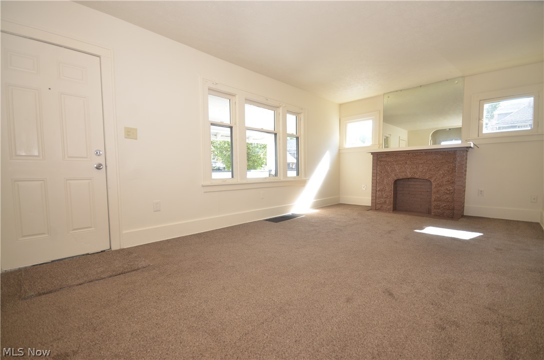 928 Delia Avenue Property Photo 10