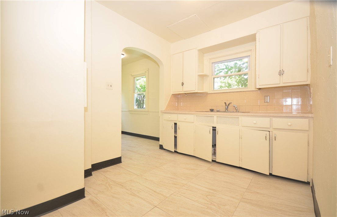 928 Delia Avenue Property Photo 14