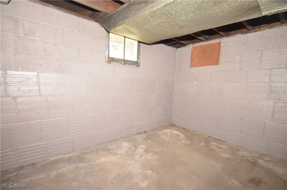 928 Delia Avenue Property Photo 28