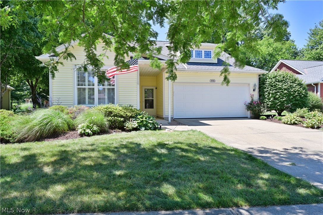 1936 Pembrooke Lane Property Photo 1