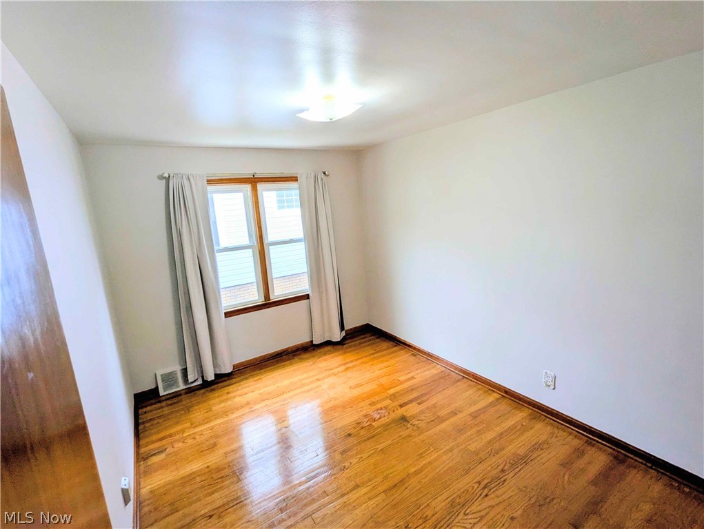 3207 Wellington Avenue Property Photo 9
