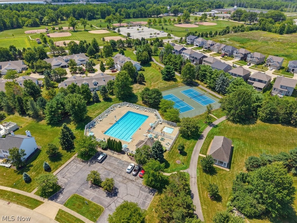 568 Hyannis Port Circle Property Photo 34