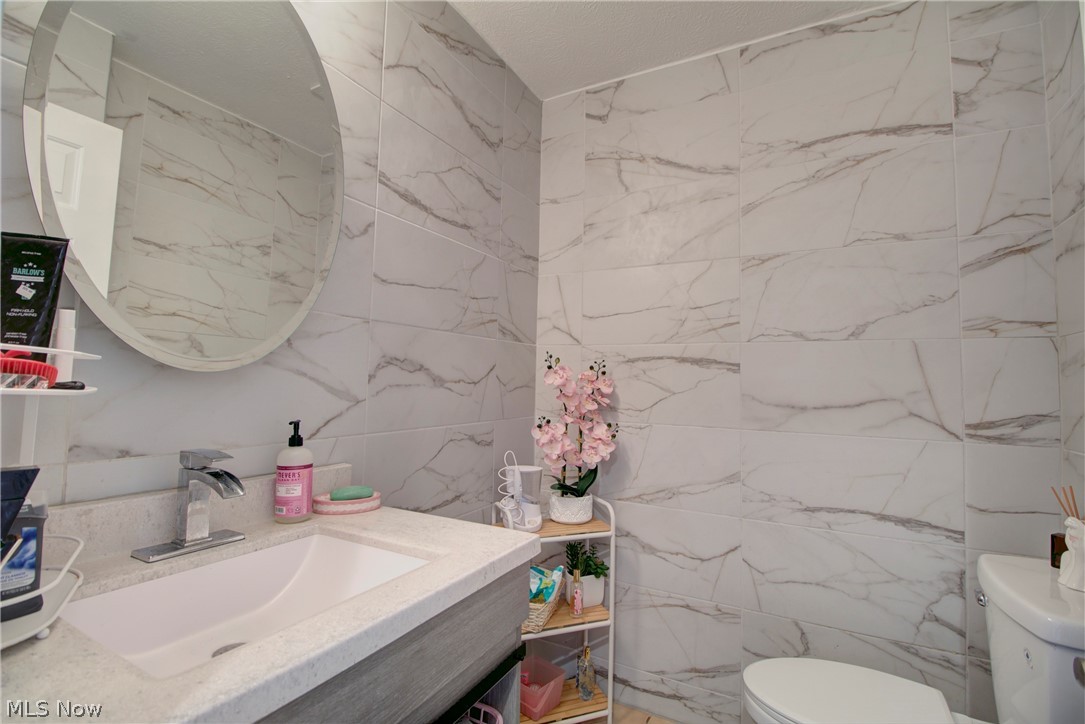 17639 Lexington Lane Property Photo 10