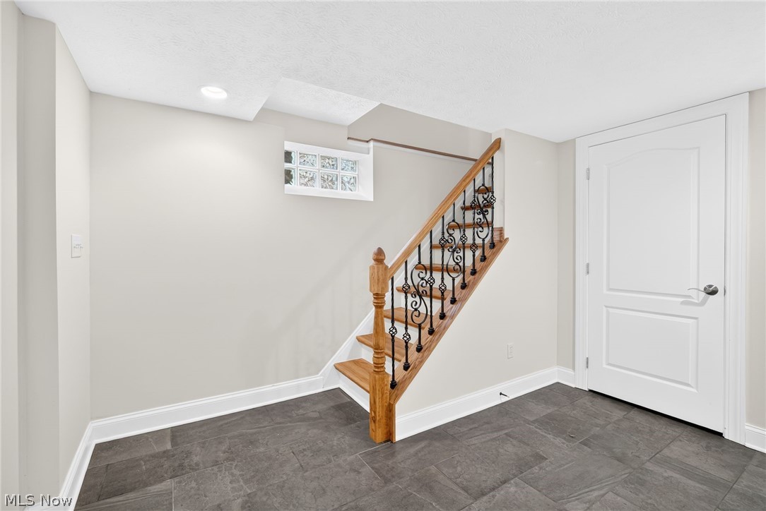 1515 Bunts Road Property Photo 28