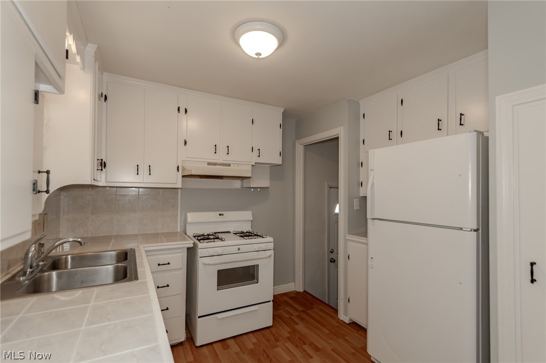 1752 Brainard Road Property Photo 12