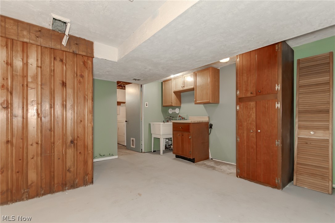 1752 Brainard Road Property Photo 27