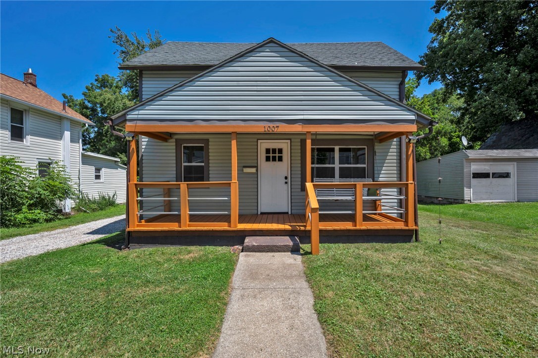 1007 Lake Avenue