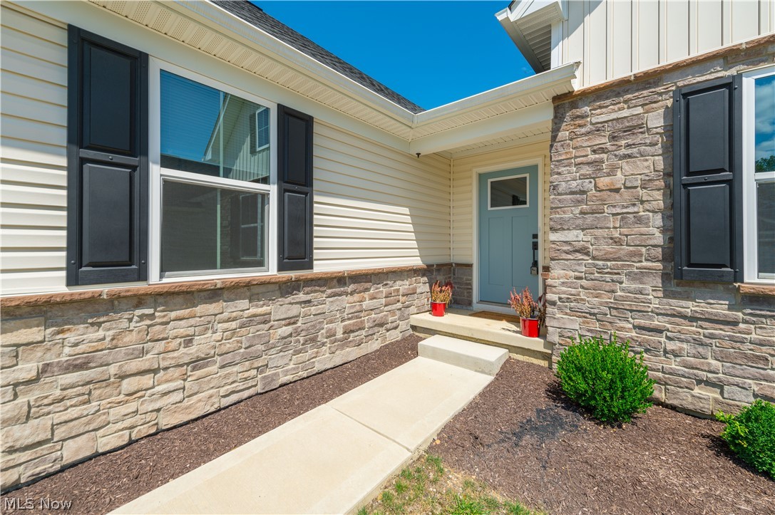 129 Eagle Circle Property Photo 3