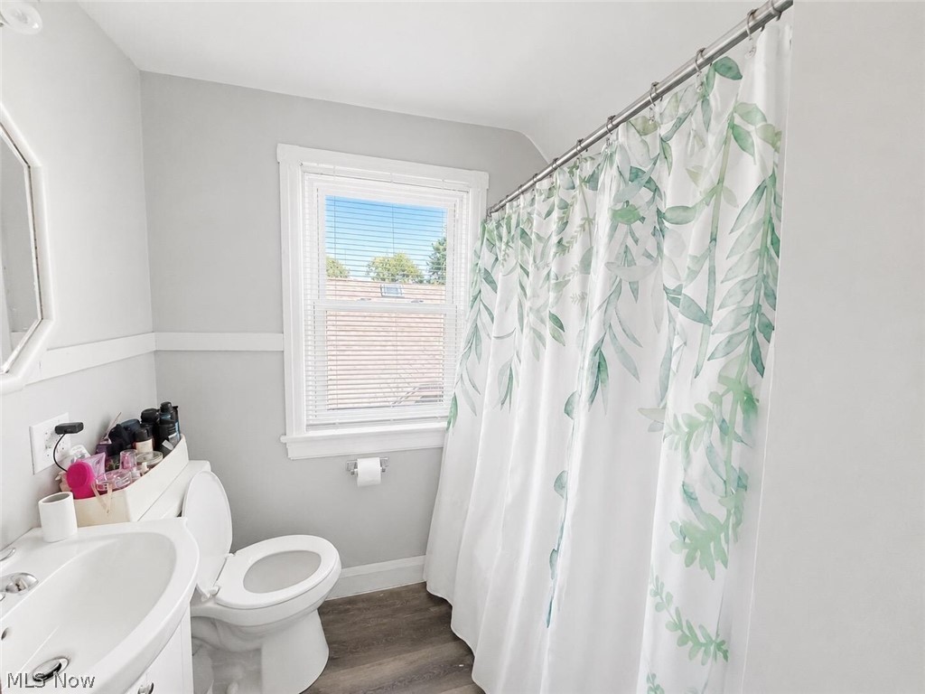 3735 Elbertus Avenue Property Photo 9