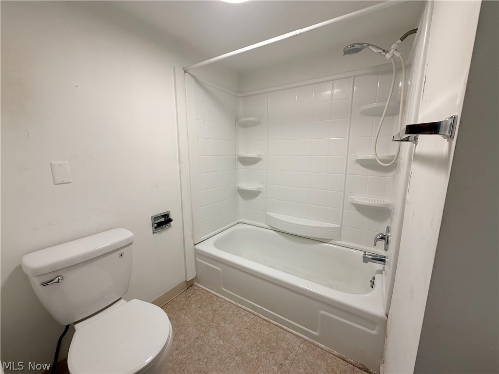 1433 Kenmore Boulevard Property Photo 13