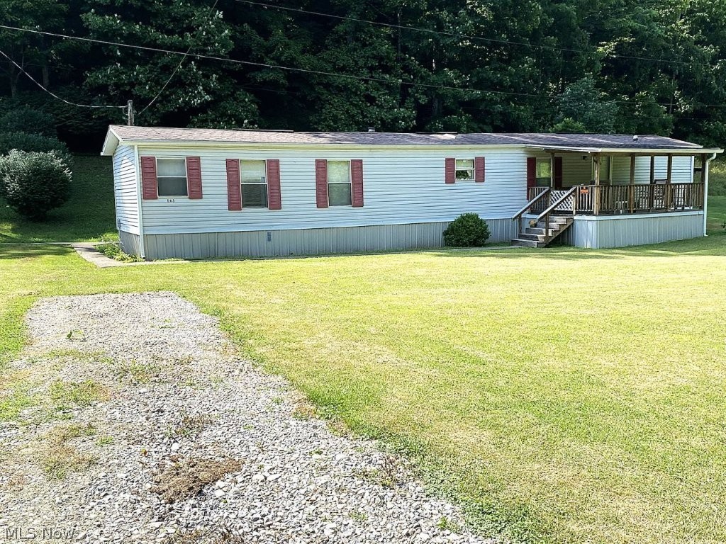 1165 Boggs Fork Road Property Photo 2