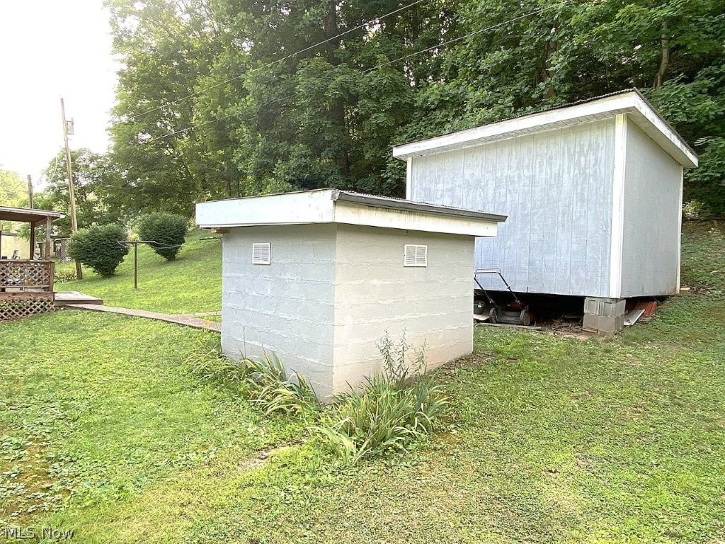 1165 Boggs Fork Road Property Photo 3