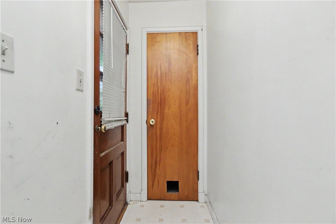 683 Sunset Boulevard Property Photo 7