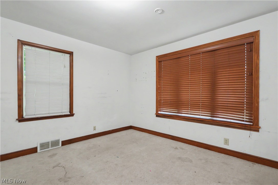 683 Sunset Boulevard Property Photo 13