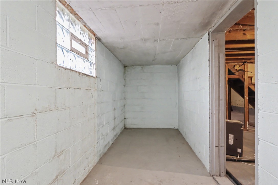 683 Sunset Boulevard Property Photo 22