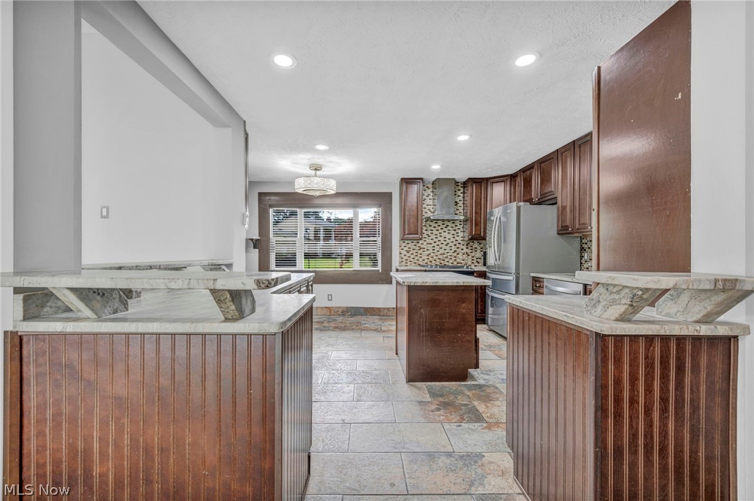 28610 Lynhaven Drive Property Photo 13