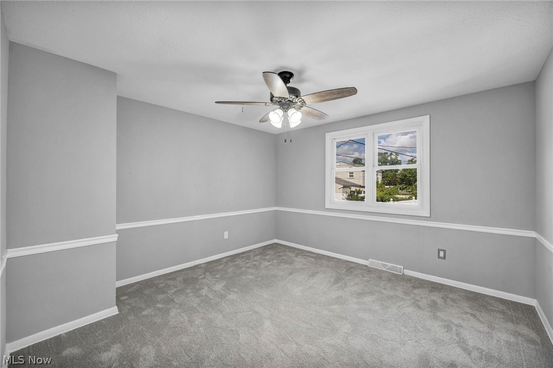 28610 Lynhaven Drive Property Photo 20