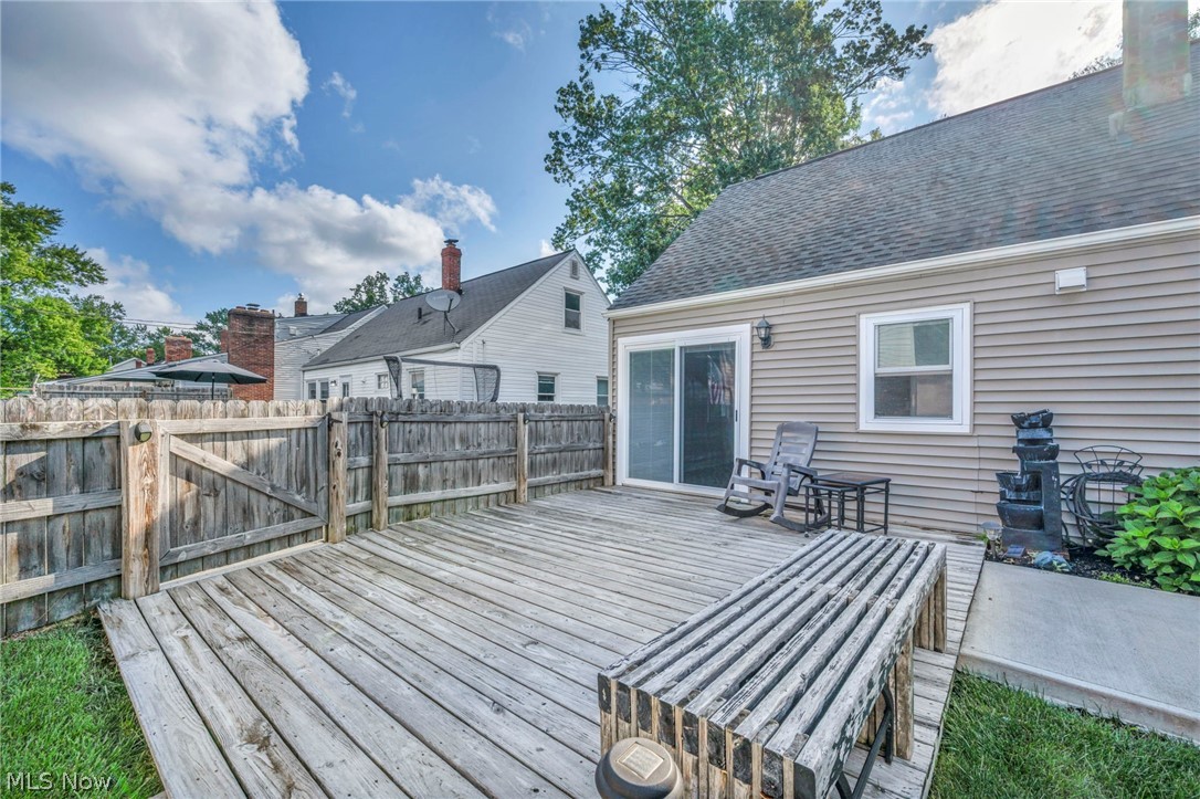 342 Inwood Boulevard Property Photo 6