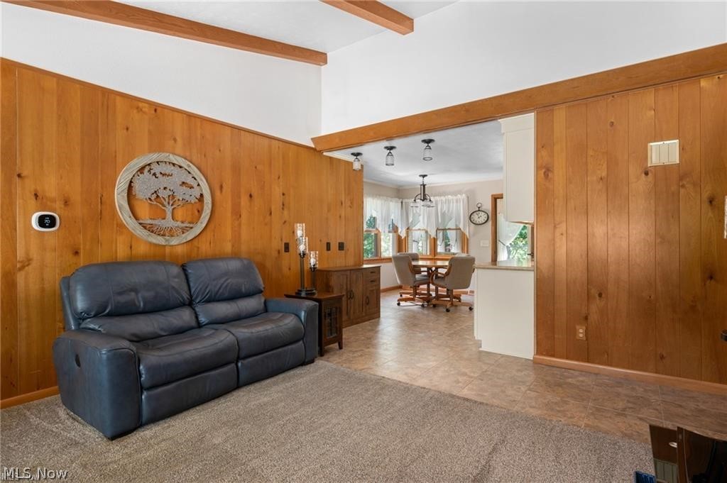 685 Sunnyside Property Photo 11