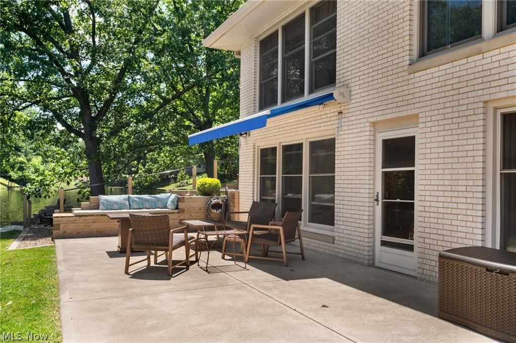 685 Sunnyside Property Photo 40