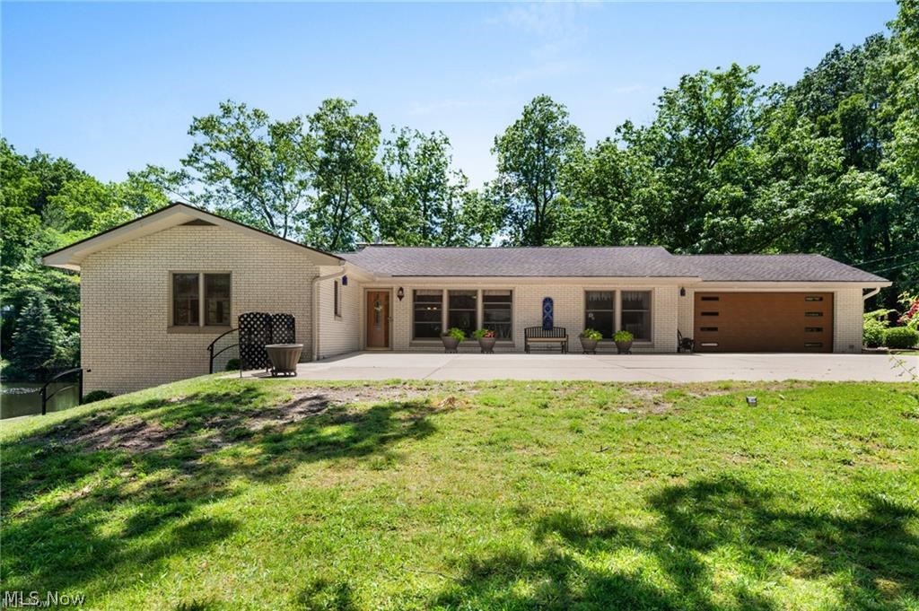 685 Sunnyside Property Photo 47