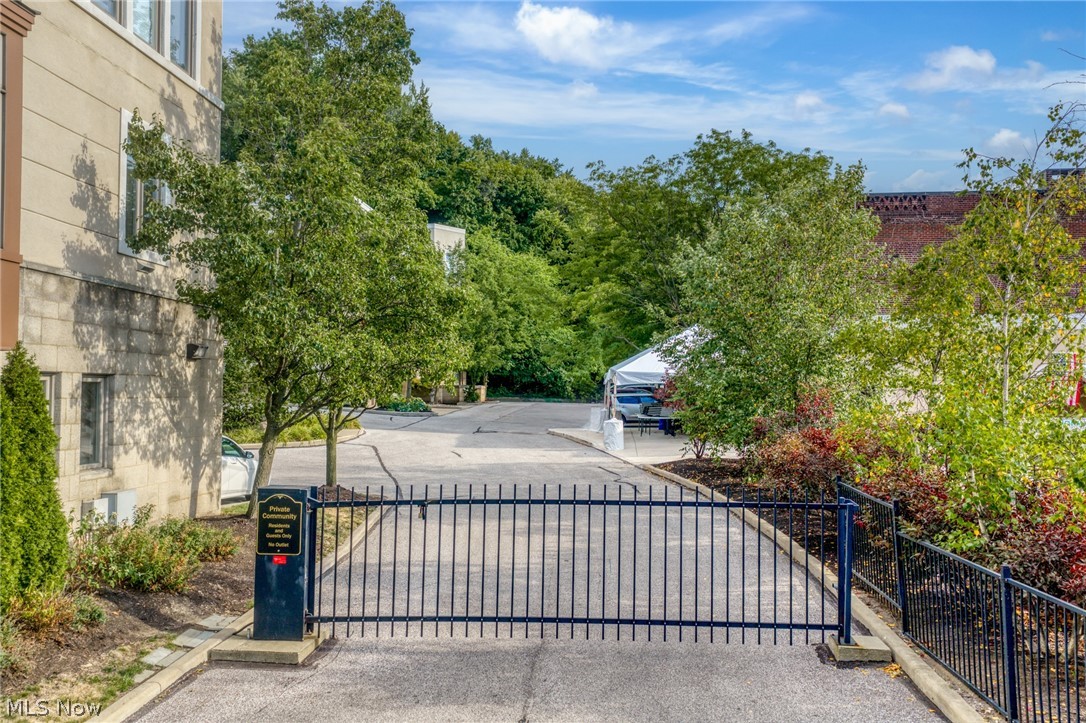 2011 Villa Carabelli Drive Property Photo 10