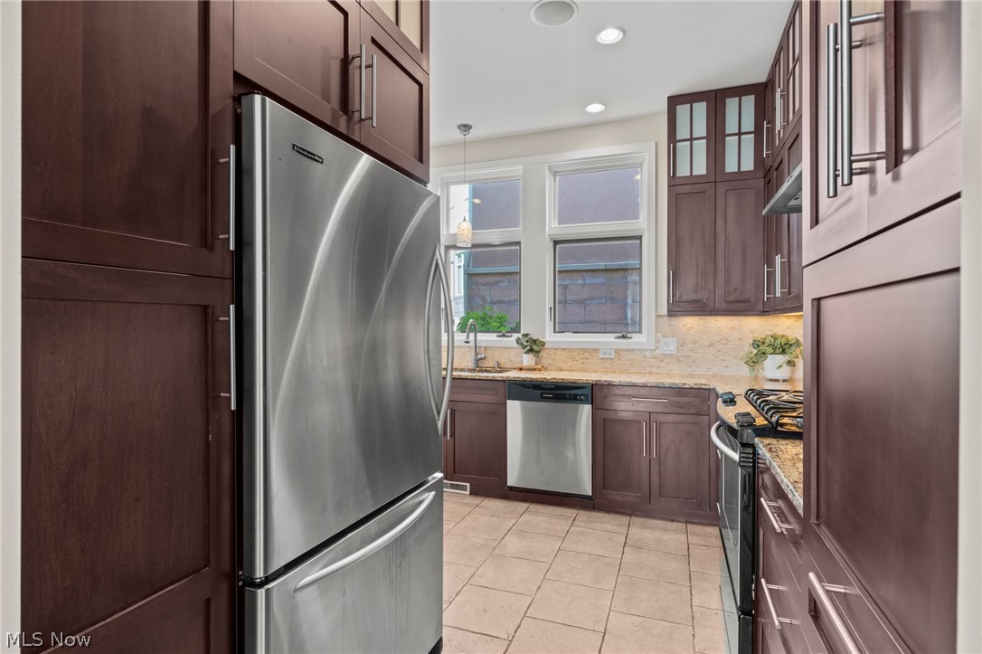 2011 Villa Carabelli Drive Property Photo 22