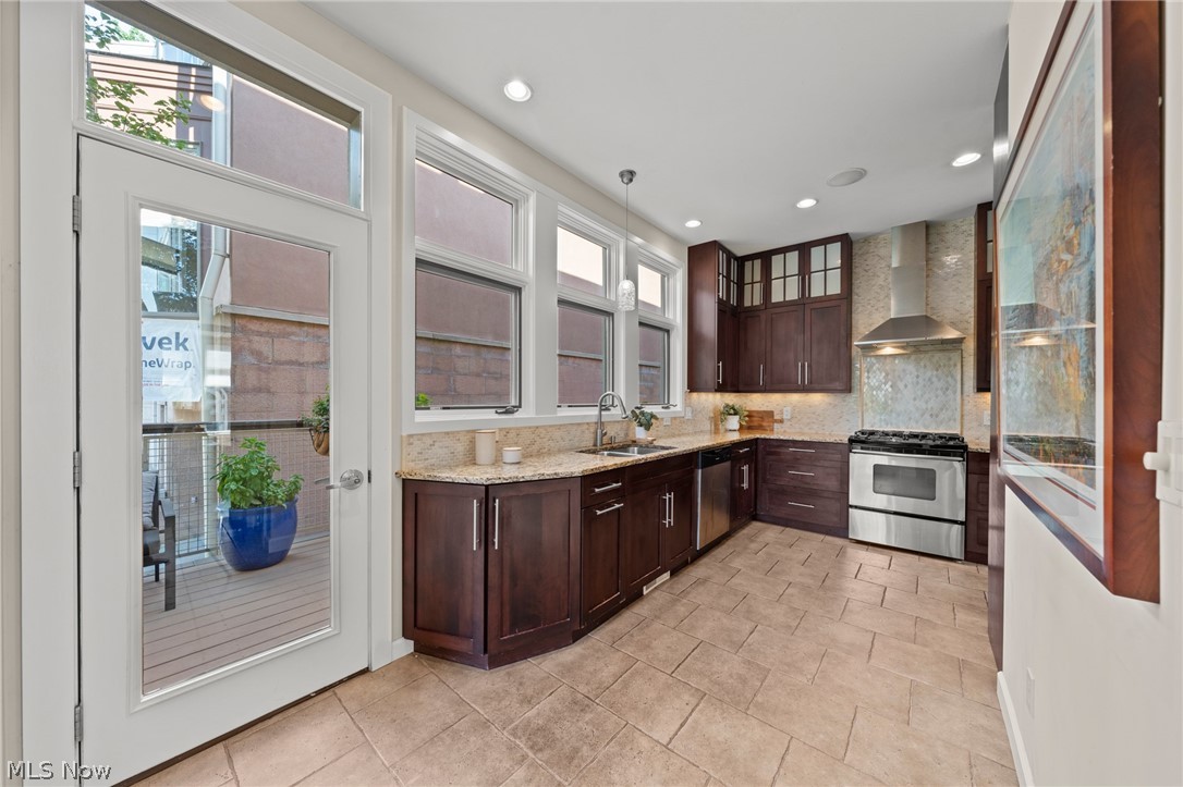 2011 Villa Carabelli Drive Property Photo 25