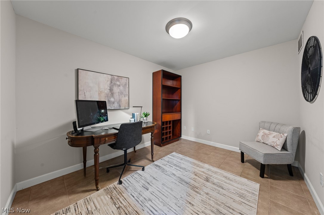 2011 Villa Carabelli Drive Property Photo 37