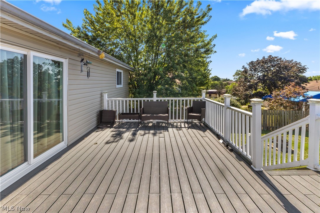 118 Arena Drive Property Photo 16