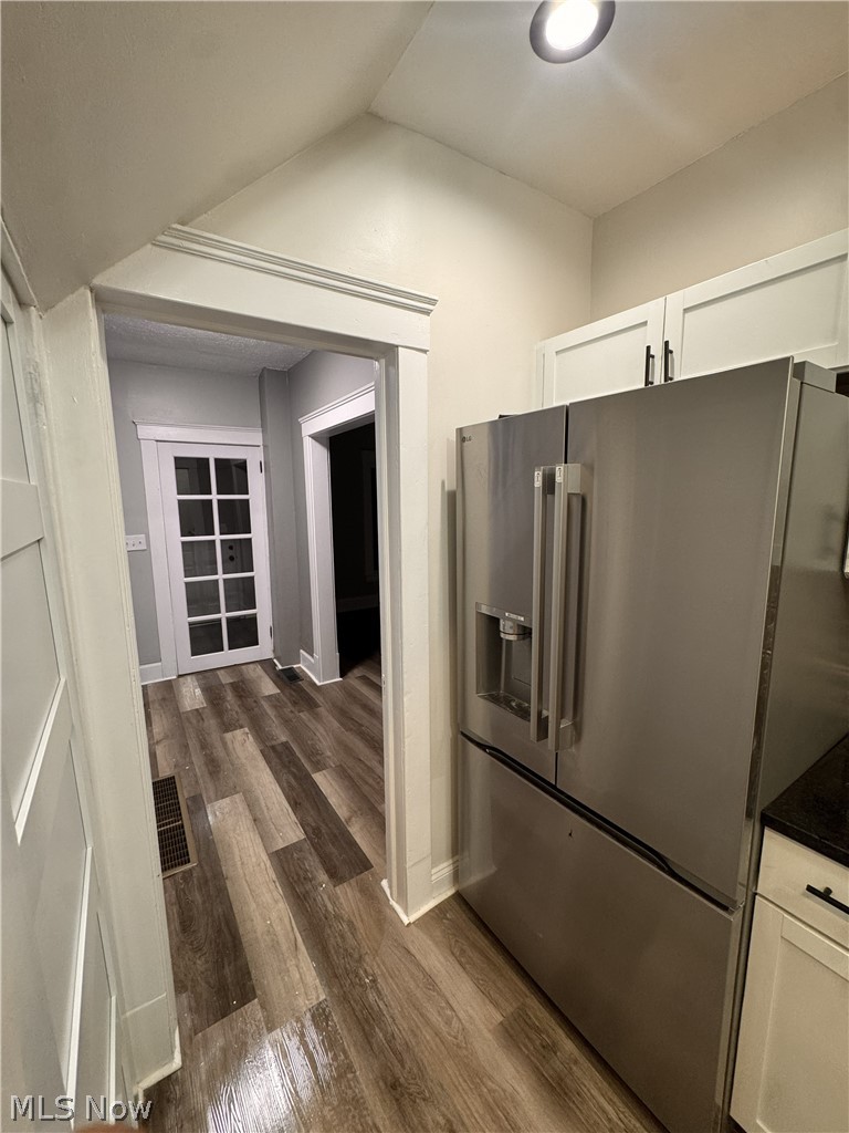747 W River Road N Property Photo 15