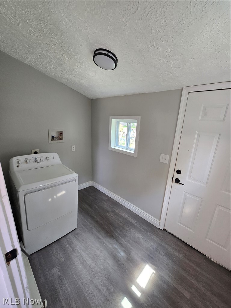 747 W River Road N Property Photo 21