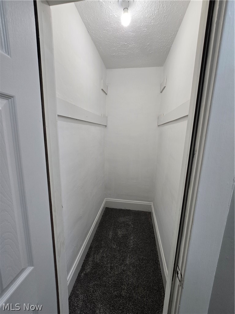 747 W River Road N Property Photo 39