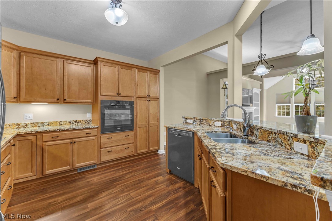 574 Hyannis Port Circle Property Photo 10