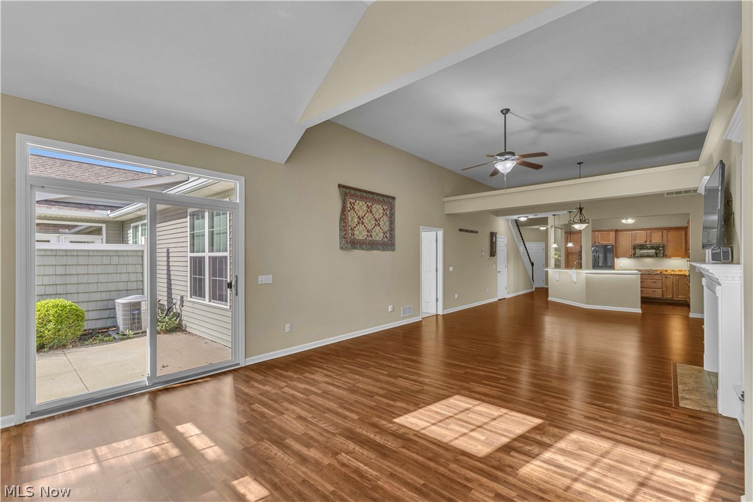 574 Hyannis Port Circle Property Photo 32