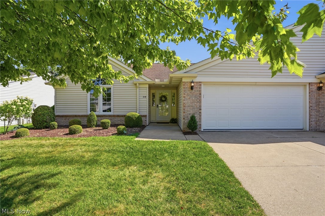 218 Lisa Ann Drive Property Photo 1