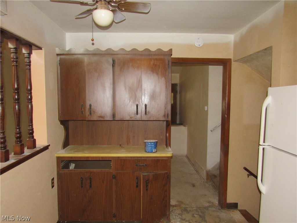 596 Terrace Property Photo 6