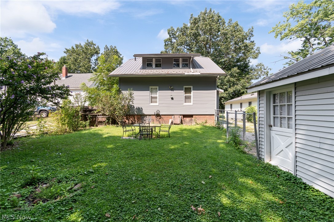 223 Hawk Avenue Property Photo 26