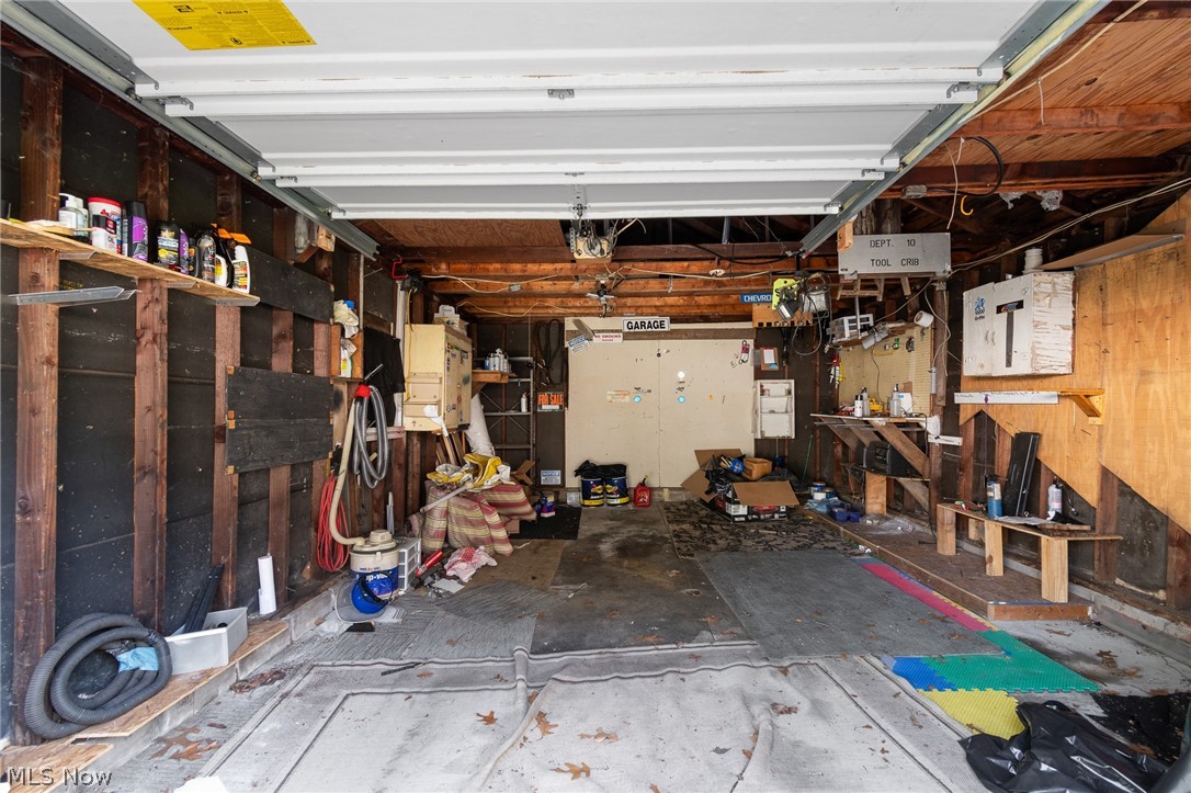 223 Hawk Avenue Property Photo 27